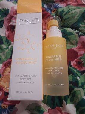 Clean Skin Club Pineapple Glow Mist — Yellow Hydrating Face Mist